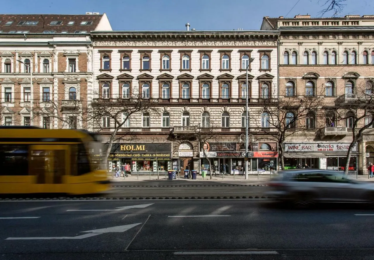 St. Stephen Boulevard Apartment Budapešť