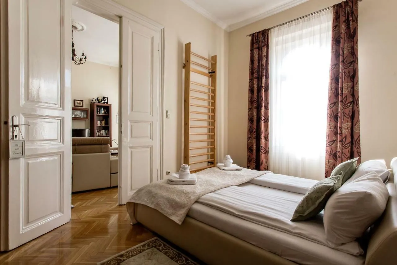 St. Stephen Boulevard Apartment Budapest 0*,