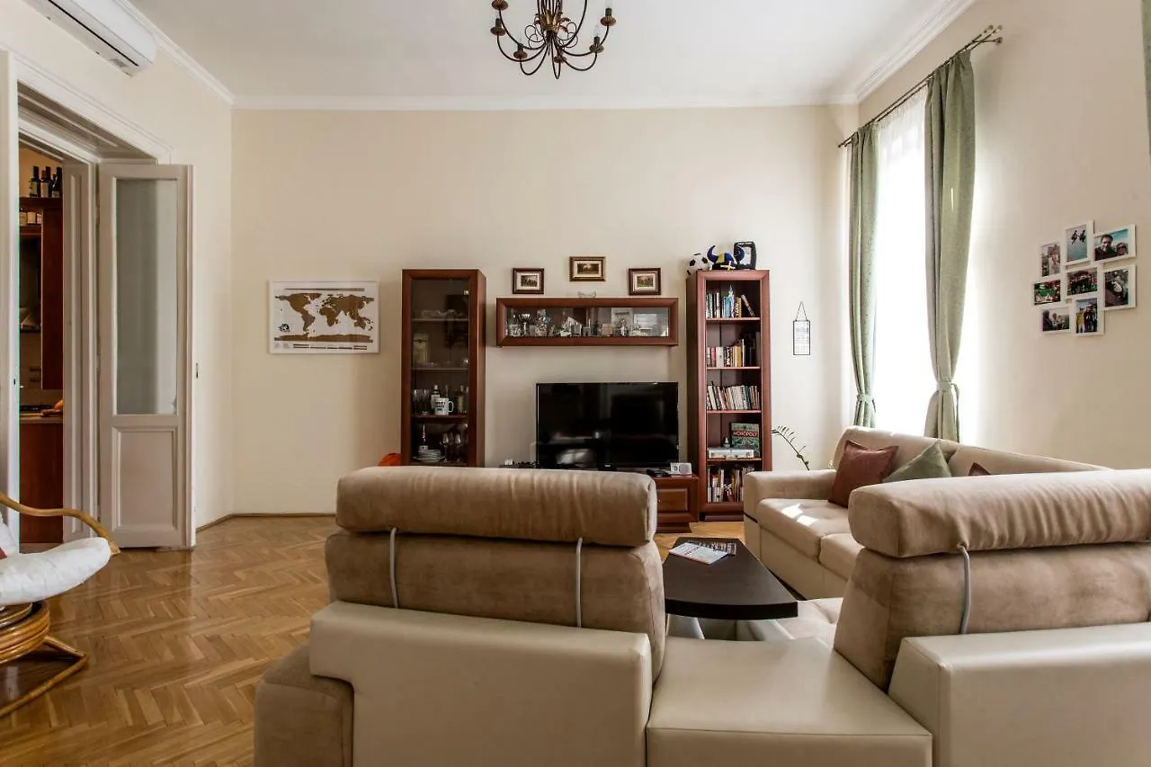 St. Stephen Boulevard Apartment Budapest